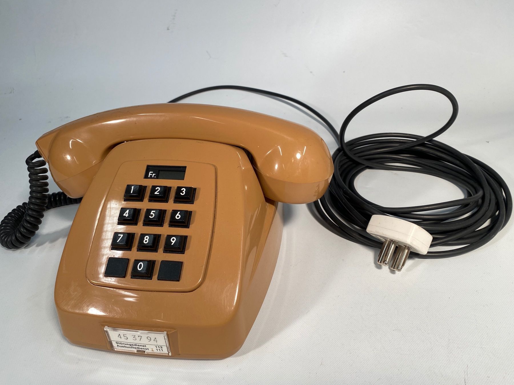 Telefoni: Tischtelephon Modell 70 – Usato da Ichertswil venduto da Jazzbassplayer68 1