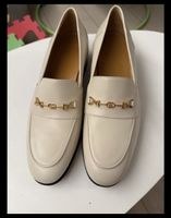 Gucci Damenschuhe Loafer beige Grösse 37 mit Metallschnalle