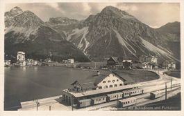 Arosa Bahnhof mit Schießhornund Furkahorn