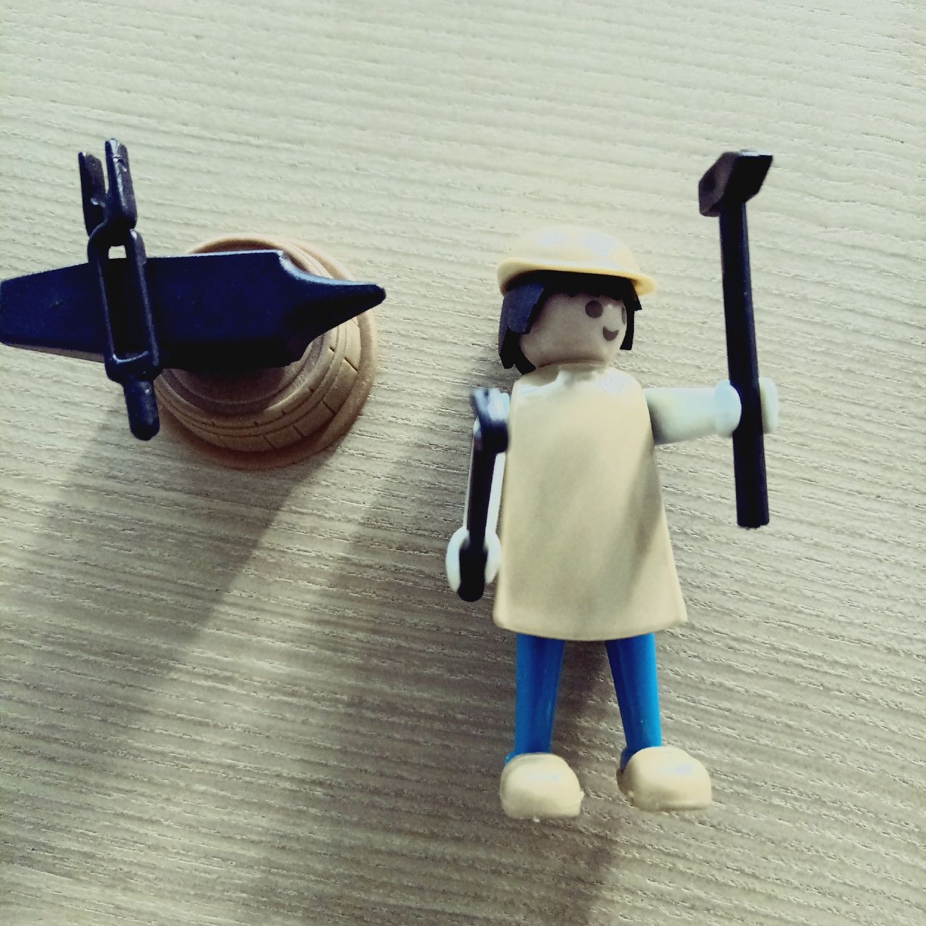 Playmobil Spielzeuge: Playmobil Western Schmied – Gebraucht aus Emmen von Mocck