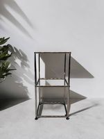 USM Haller Beistellregal  zeitloser Designklassiker