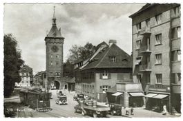 AK Basel, St. Johanntor mit Tram und Oldtimer