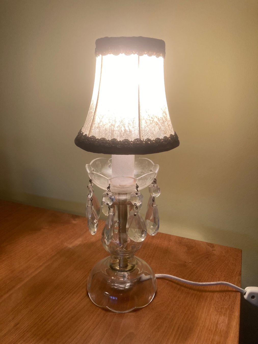 Lampes: Tischlampe komplett, E14 – D'occasion à Neftenbach par 889095