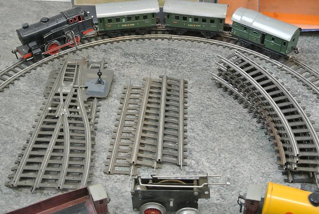 Fleischmann Modellini di ferrovie: Fleischman, Eisenbahn Anlage, Spur 0 – Usato da Worben venduto da Retog777 1