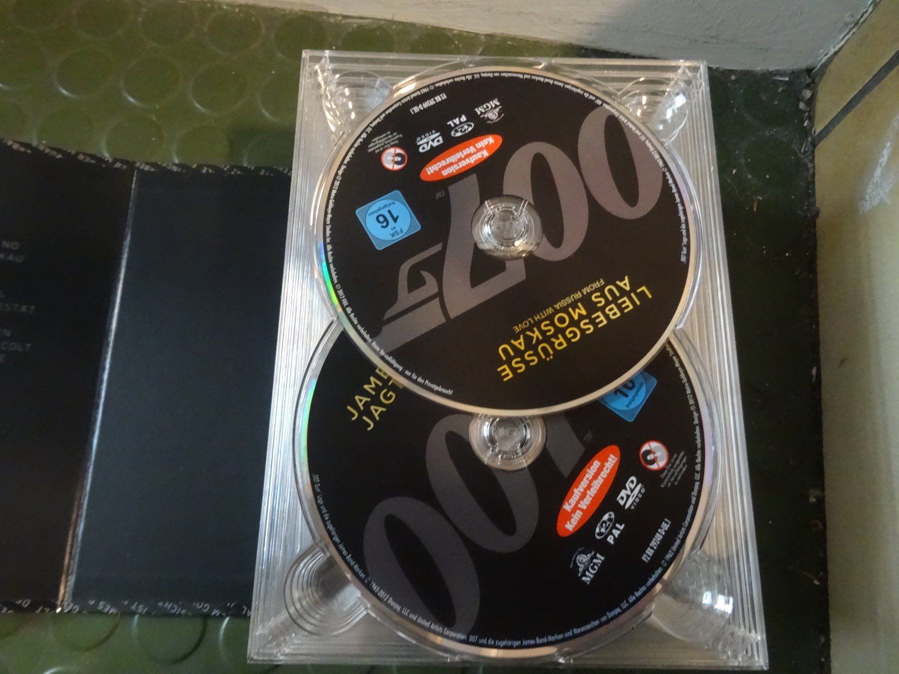 Alle DVDs: James Bond Collection DVD BOX – Gebraucht aus Olten von Disc-Verkauf 3