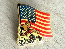 Pin WM USA94