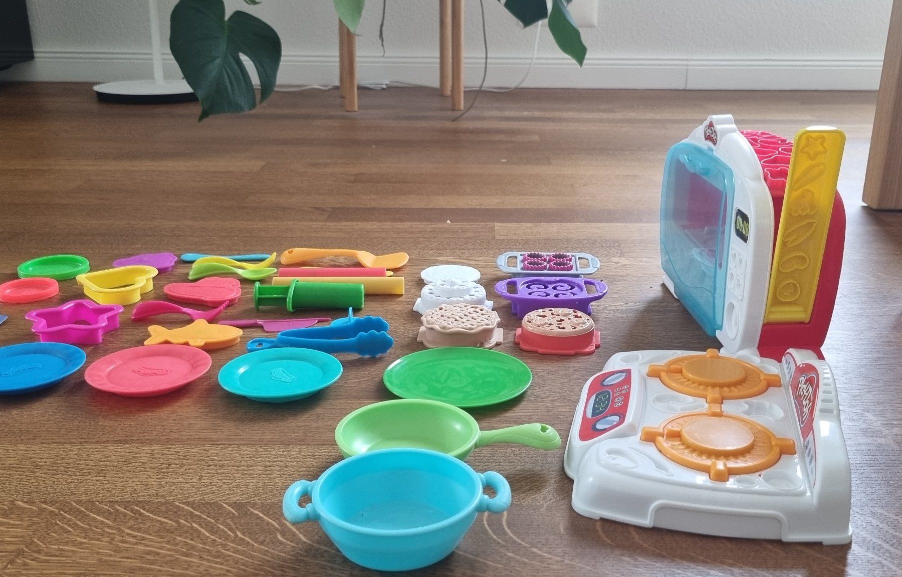 Play-Doh Giocattoli: Play-Doh 2 cooking sets – Usato da Basel venduto da karols102