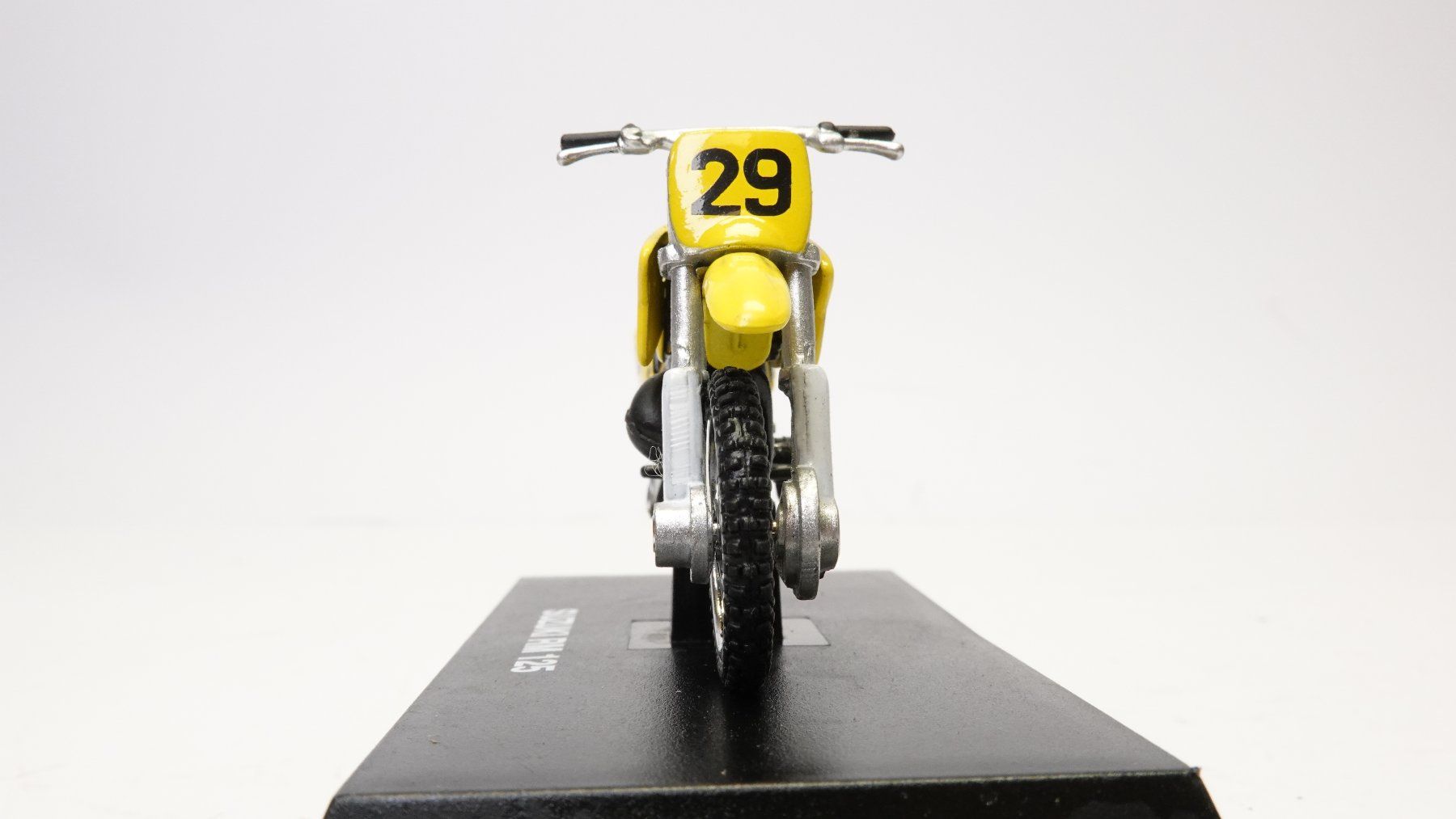 Modellautos: e54 1/ 32 NewRay SUZUKI RM 125 – Gebraucht aus Thun von evinka_gmbh 4