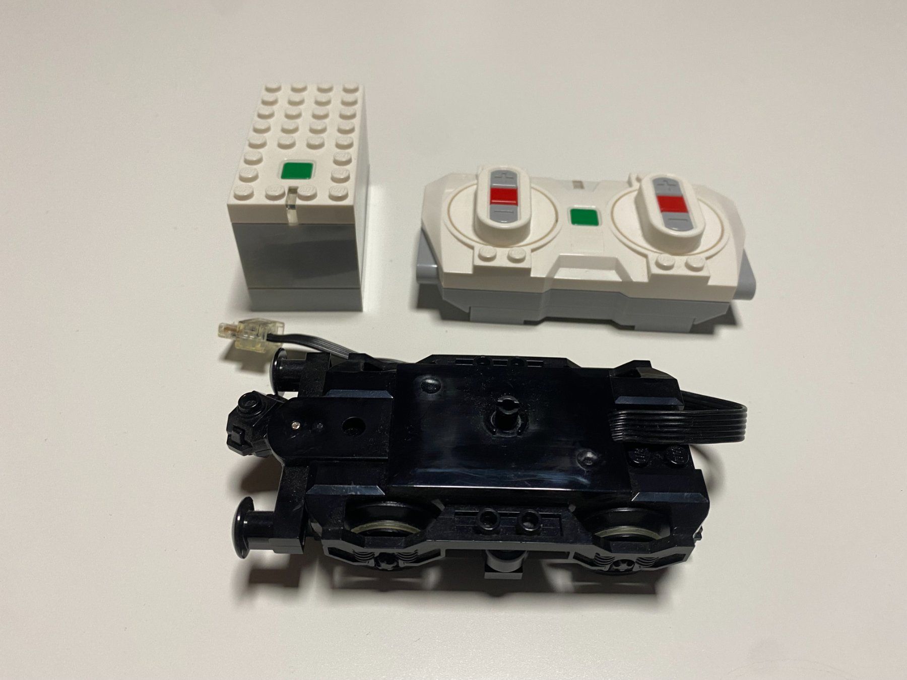 Lego Giocattoli: LEGO - EISENBAHN - BLUETOOTH - FERNSTEUERUNGSSET – Usato da Gelterkinden venduto da ajdt4