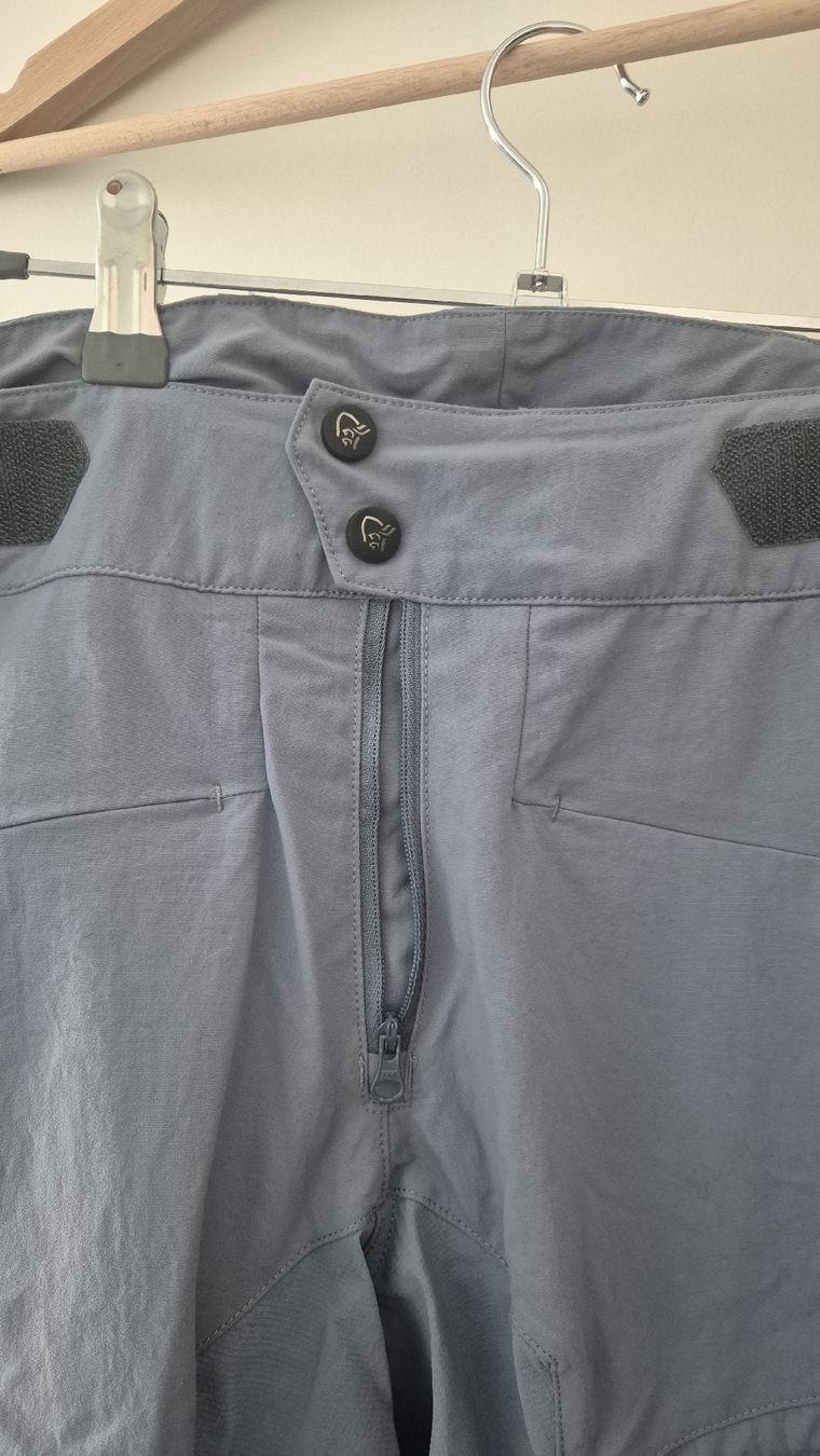 Norrøna Pantaloni: Wanderhose Damen, Grösse L – Usato da Olten venduto da sherlocked 4
