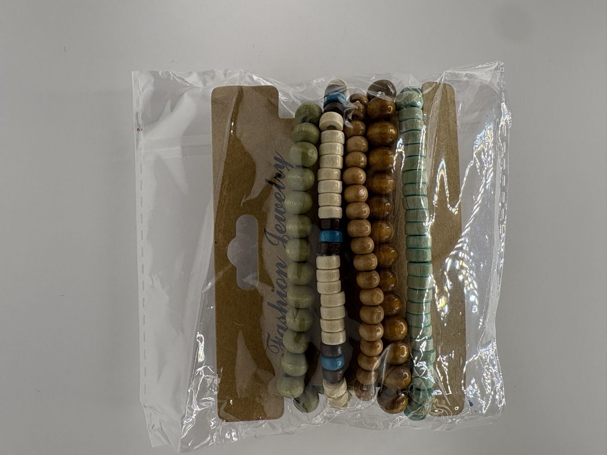 Armbänder & -reifen: Restposten 25 Stück Holzperlen Armbänder – Neu und originalverpackt aus Güttingen von jos_787s 4
