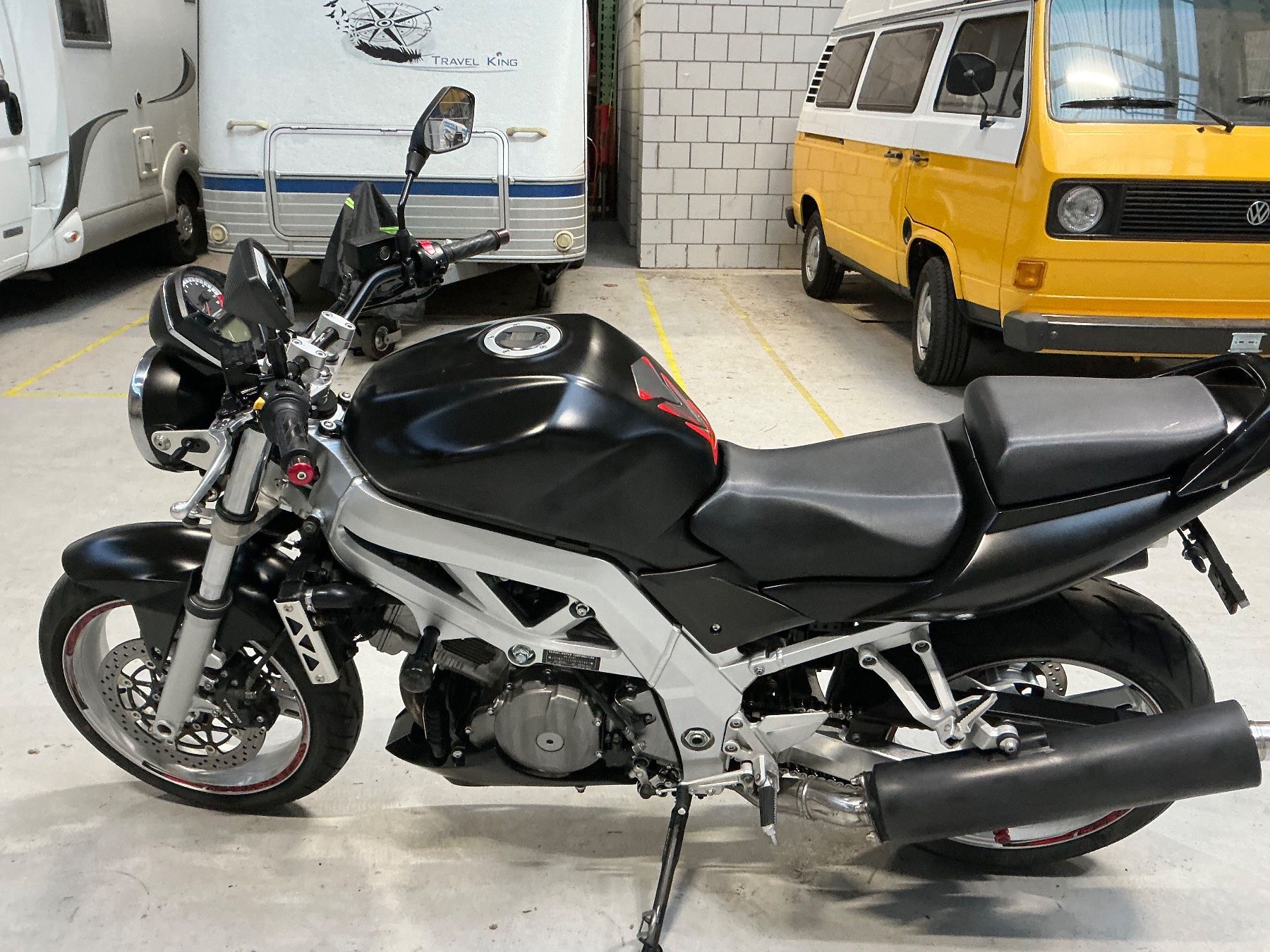 Suzuki Strada: Suzuki SV1000 – Usato da strengelbach venduto da Zoks 6