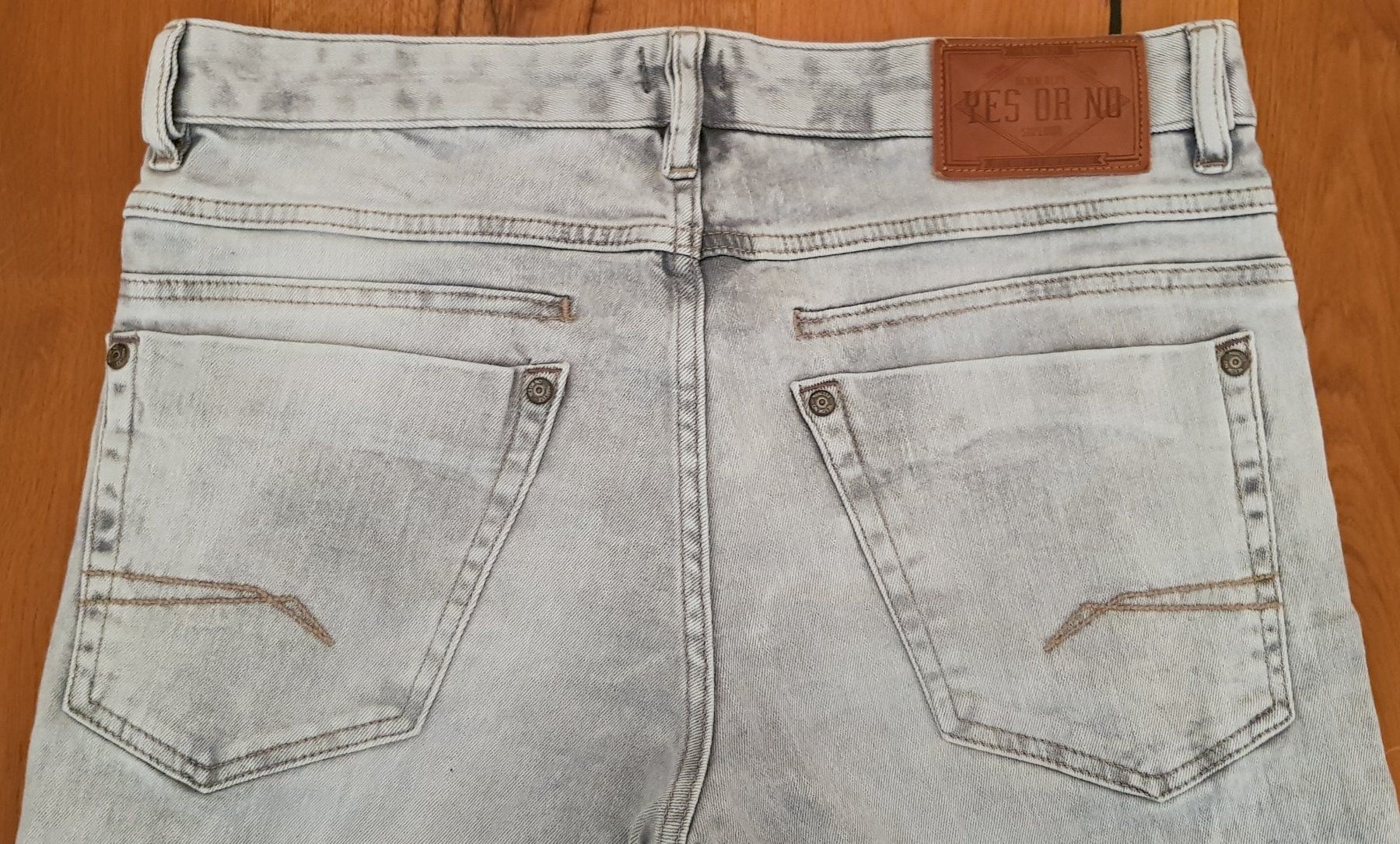 Yes Or No Jeans: YES OR NO Jeans Hose hellgrau Gr. 32/32 – Usato da Schöftland venduto da dahonich 1