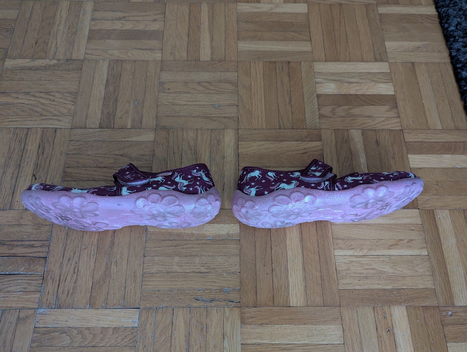 Superfit Schuhe für Mädchen: Superfit Hausschuhe Grösse 36 – Gebraucht aus Lengnau AG von sus_znf9 1