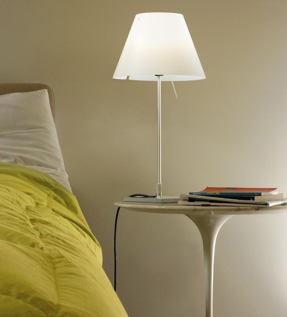 Luceplan Lampade: costanzina – Usato da Basel venduto da Rmo4000