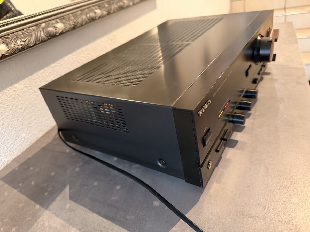 Technics Verstärker: Technics SU-V560 Stereo Verstärker – Gebraucht aus Wil ZH von rad_52ny 7