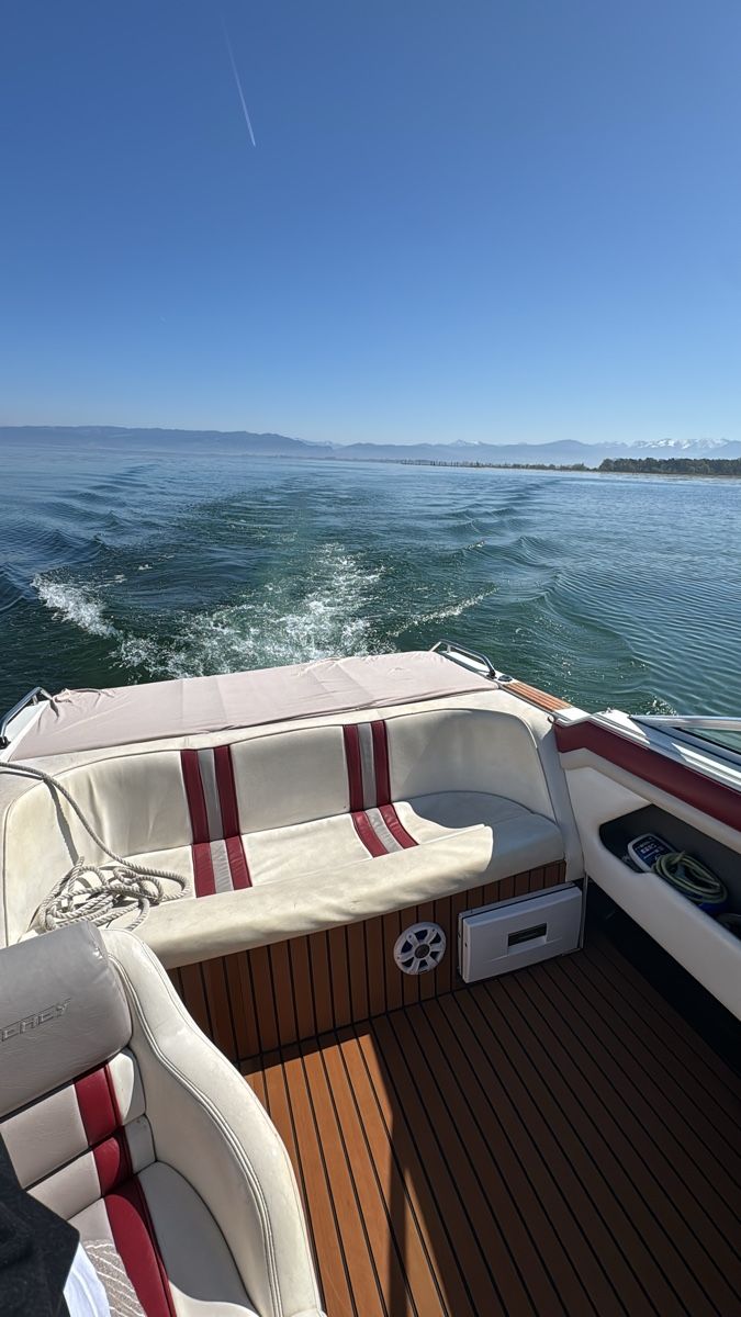 Monterey Barche: Motorboot Monterey Staad / Bodensee mit fixem Hafenplatz – Usato da Staad SG venduto da adi_9qcx 4