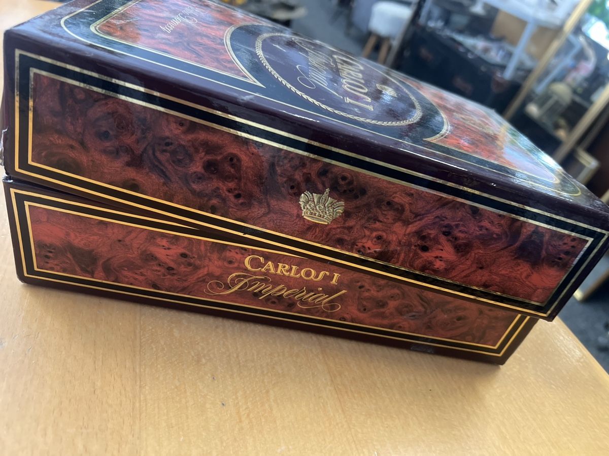 Bevande alcoliche: Carlos I Imperial Brandy, leer – Usato da Rorschach venduto da TrendyDeals 3