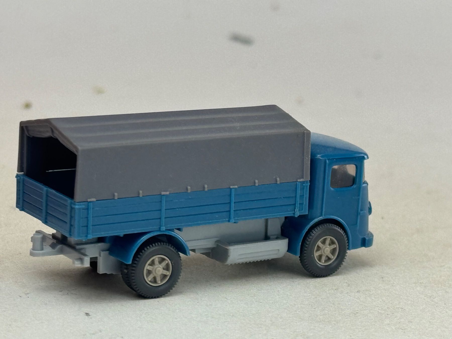 Wiking Modellini d'auto: GB2- Wiking Büssing 4500 Pritsche blau/grau – Usato da Elm venduto da Wikmtz 1