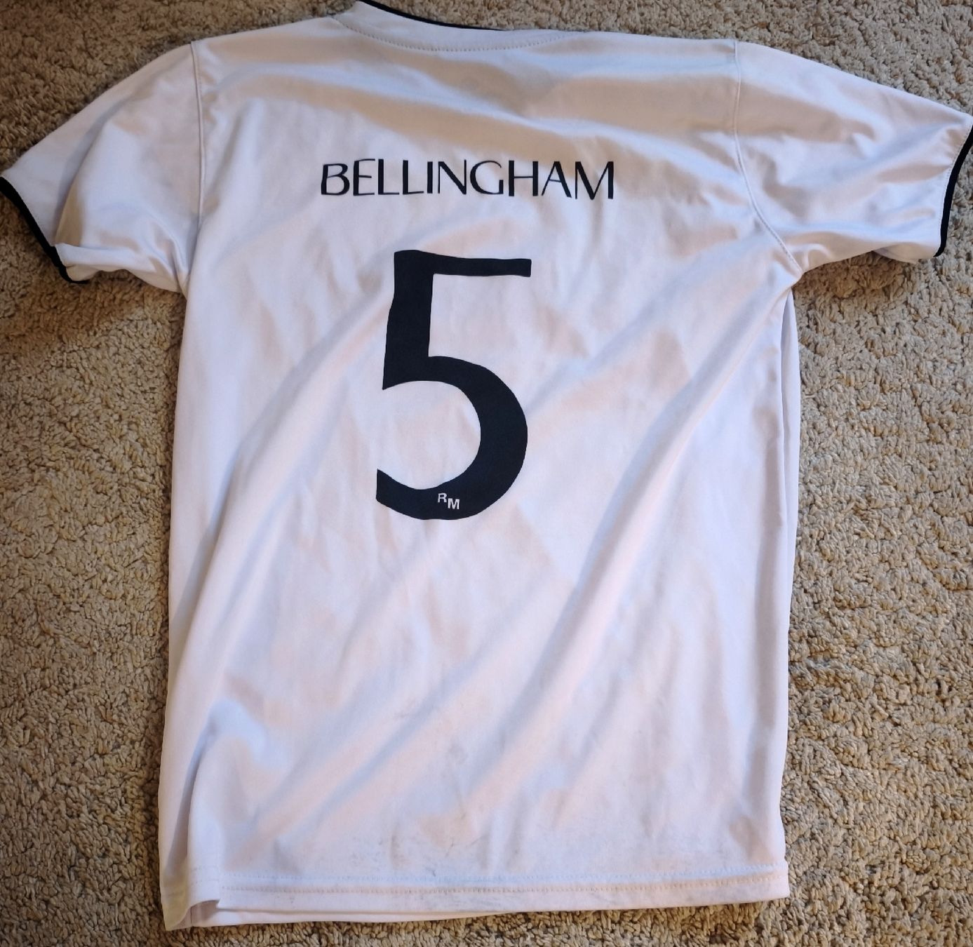 Hemden, T-Shirts & Polos: Bellingham Real Madrid T-Shirt – Gebraucht aus Dietlikon von sab_t7tt 1