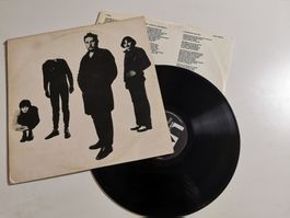 THE STRANGLERS - BLACK AND WHITE