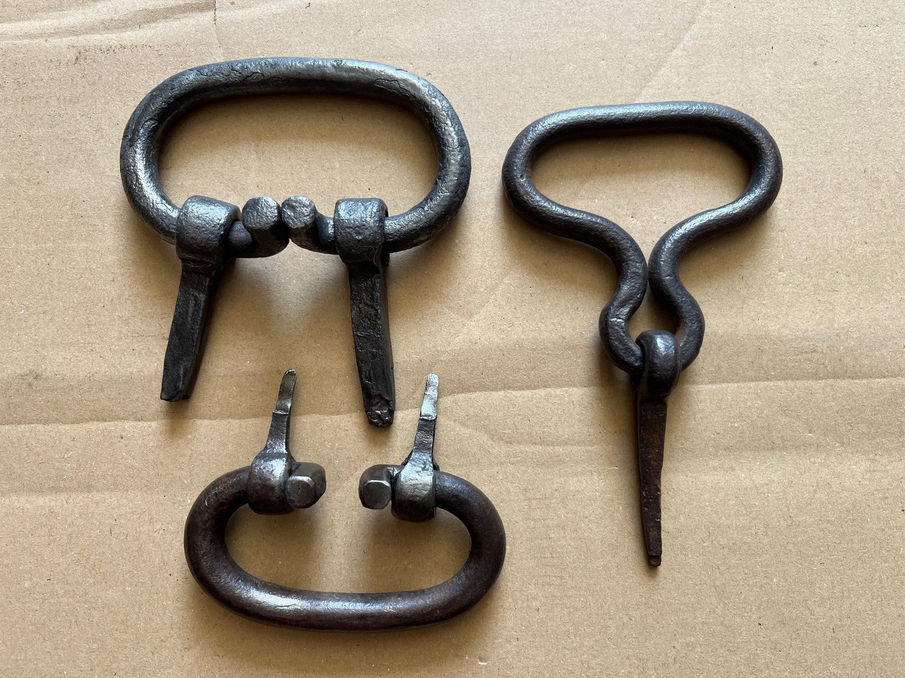 Quincaillerie: Griffe Eisengriffe – D'occasion à Unterkulm par Fabulirius 1