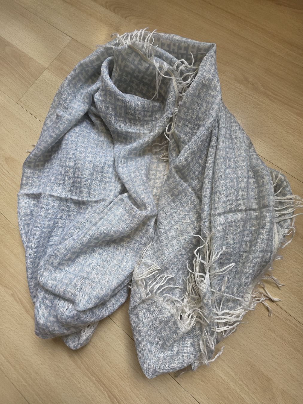 Hemisphere Foulards, Tücher & Schals: HEMISPHERE SCHAL/TUCH GRAUBLAU/HELL – Gebraucht aus Adlikon von jahr01 3