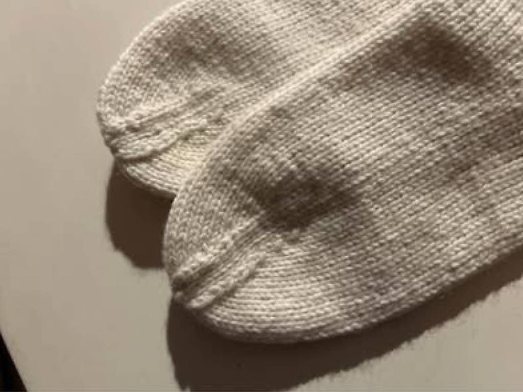 Calze: Handgestrickte Socken  – Nuovo e nell'imballaggio originale da Frauenfeld venduto da ire_q29k 1