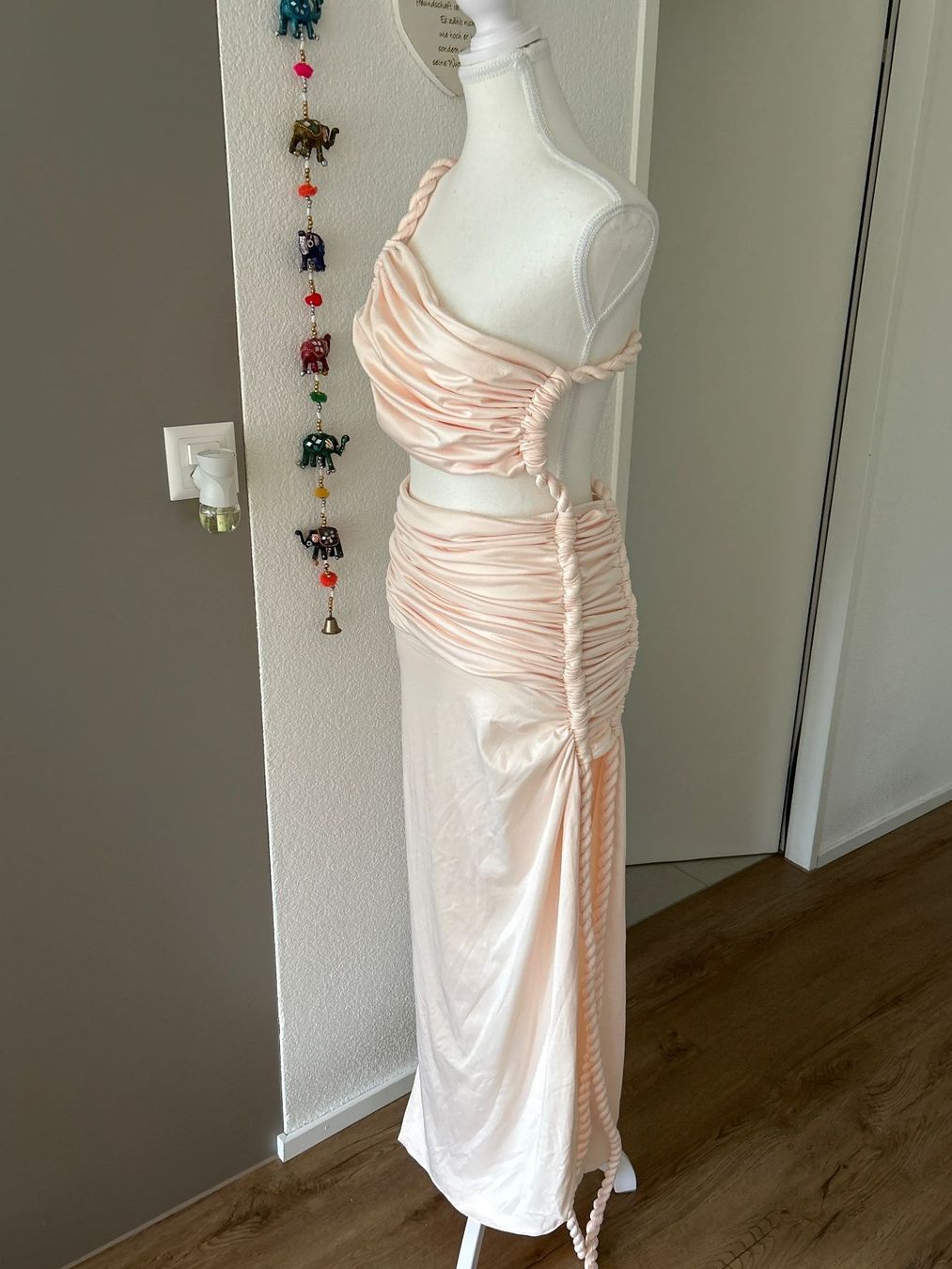 Kleider: Kleid rosa  gerafft Grösse M – Gebraucht aus Brunnen von Nala2929 3