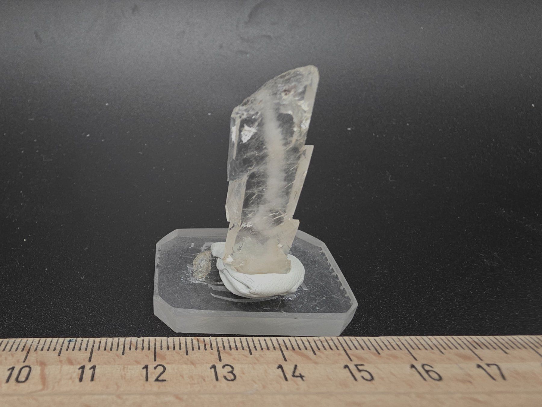 Minerali & Pietre curative: Faden Quartz Crystal - Furka, Kanton Uri – Usato da Figino venduto da minshop 2