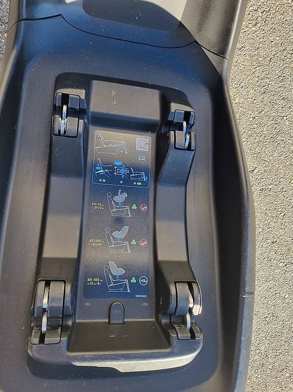 Maxi-Cosi Seggiolini per auto: Isofix Station – Usato da Bitsch venduto da hofer006 2