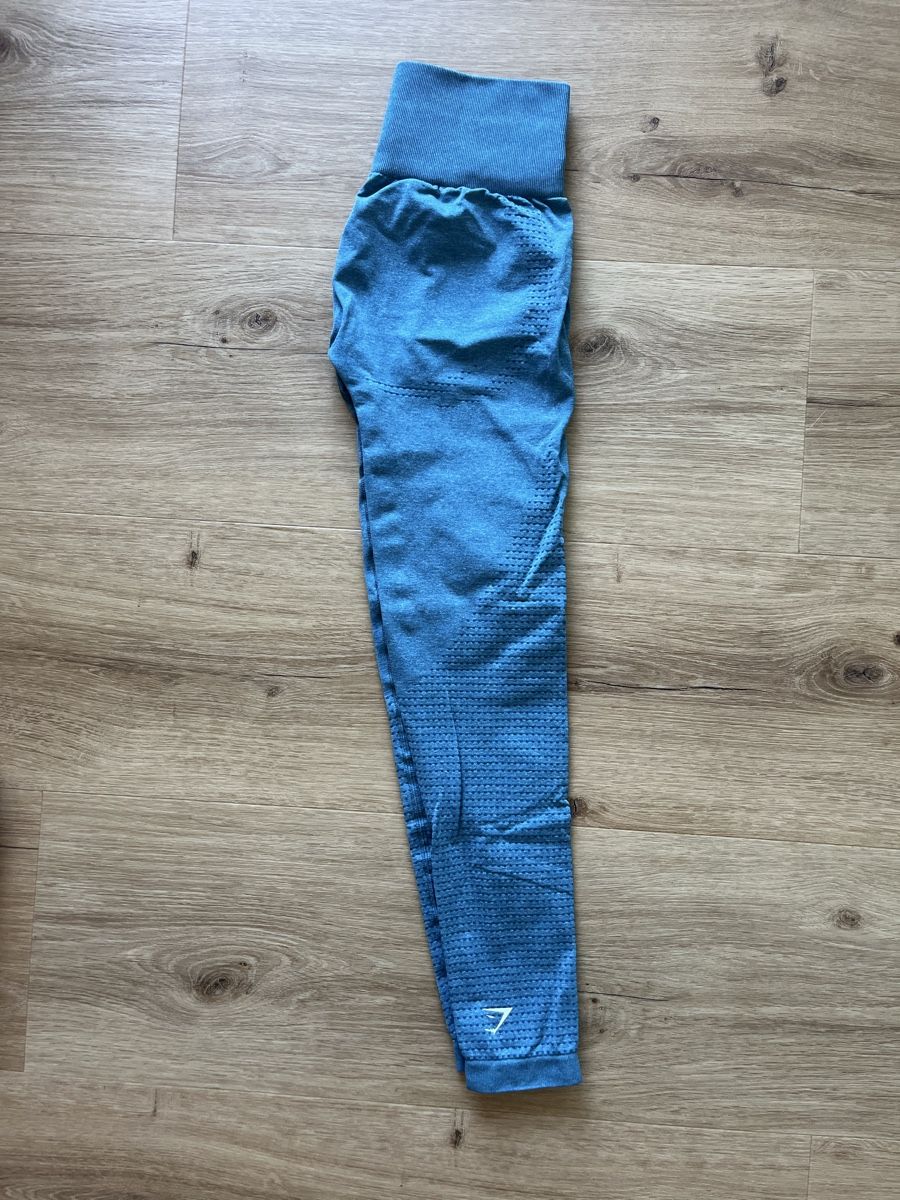 Gymshark Leggings: Blaue Gymshark Leggings  – Nuovo (secondo la descrizione) da Luzern venduto da NOOOEELLE