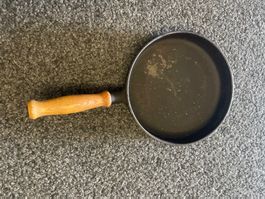 Eisenpfanne Ronneby Sweden 23cm -Top für Rösti!