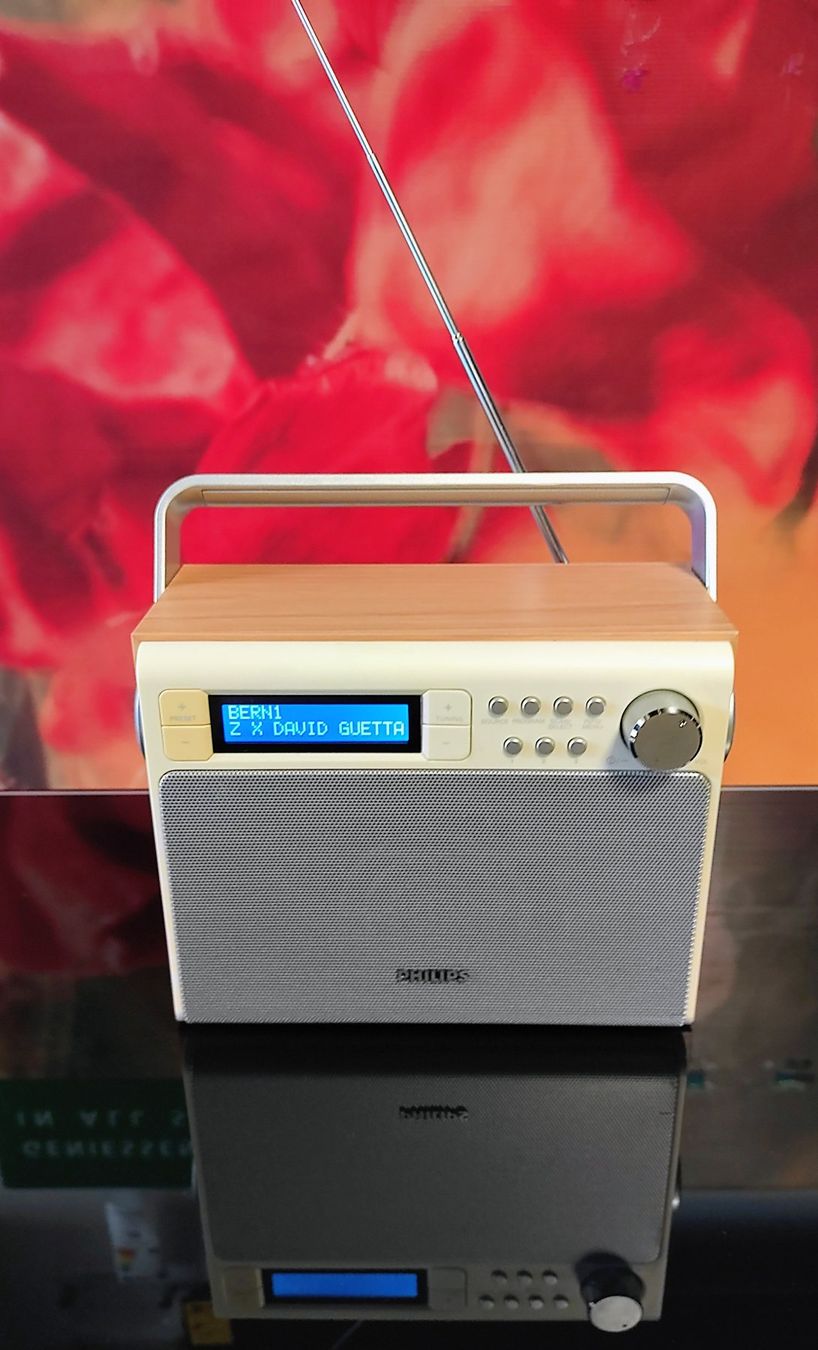 Philips Radio: DAB+ Radio, Philips AE5020 in Hellholz – Usato da Kirchberg BE venduto da RadioGerberPrivat 5