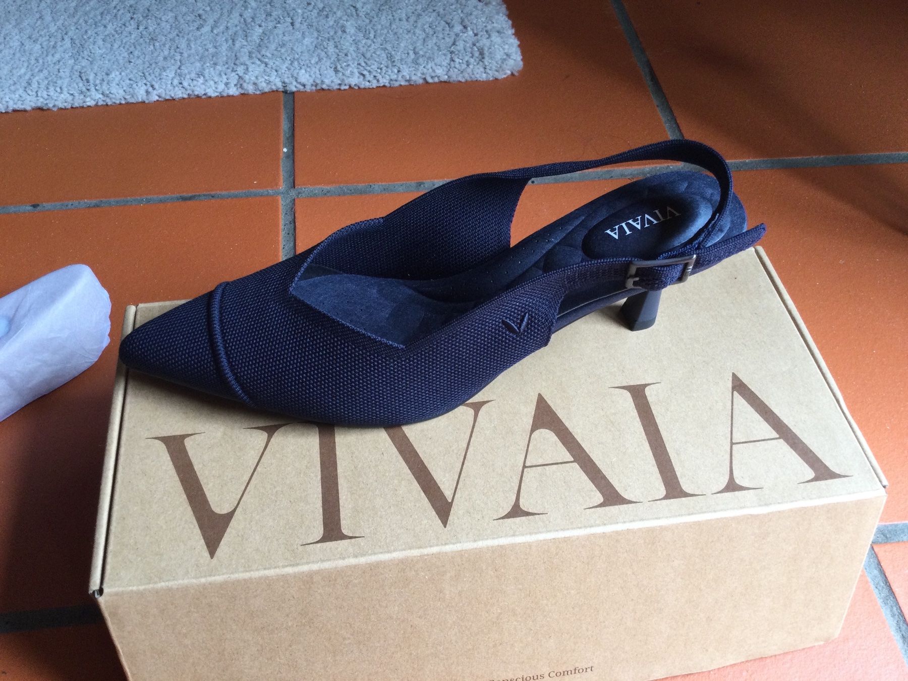 Vivaia Scarpe da donna: Slingpump Vivaia dunkelblau – Nuovo e nell'imballaggio originale da Zürich venduto da Vesperlynd