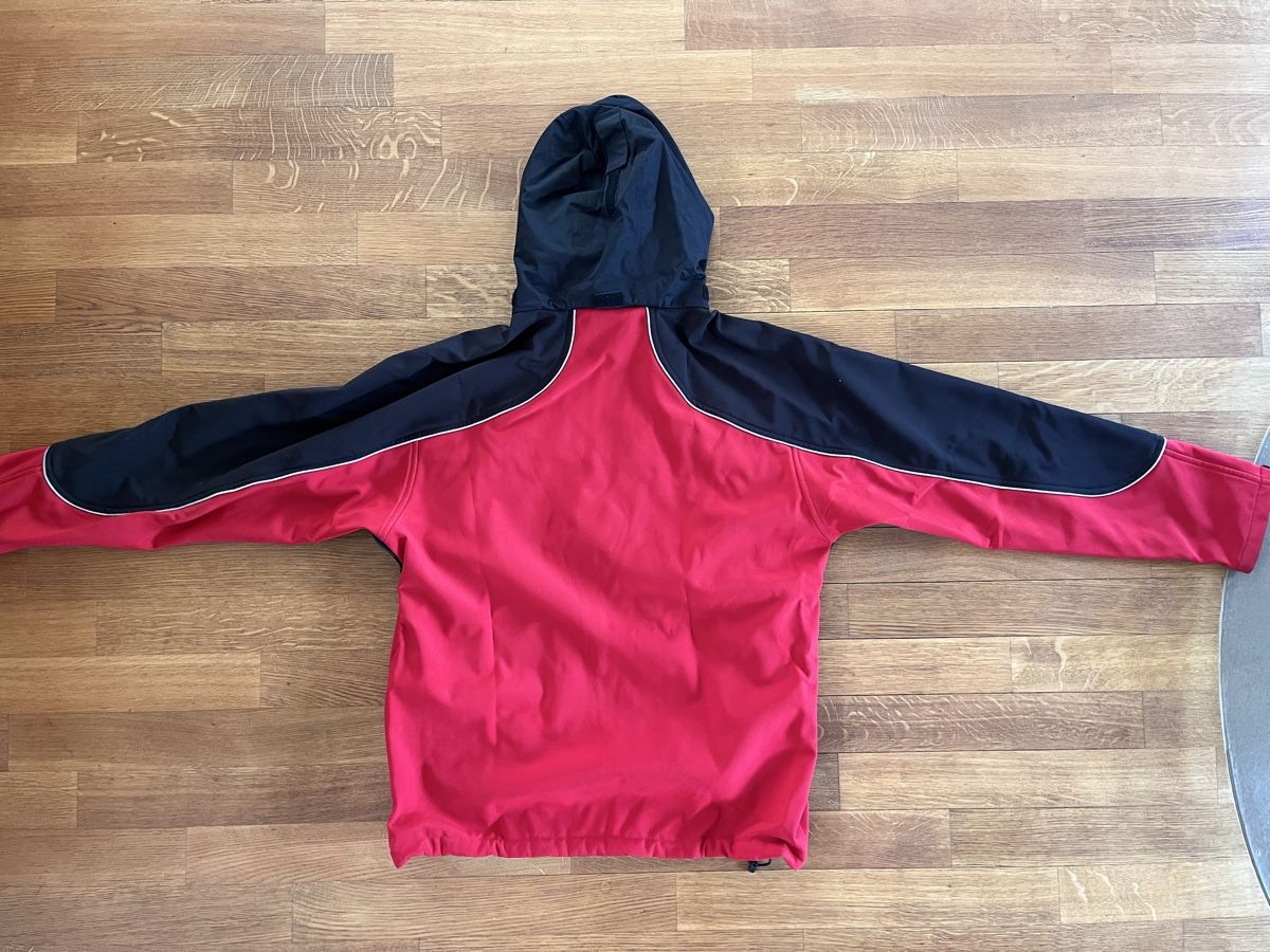 Jacken: Original Audi Softshelljacke Rot/Schwarz Grösse M – Gebraucht aus Altenrhein von SiBlSG 1