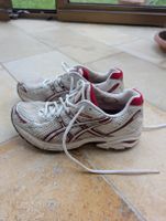 Asics GT-2120 Damen-Laufschuhe Weiss/Rot Gr. 40. Passt Gr.38