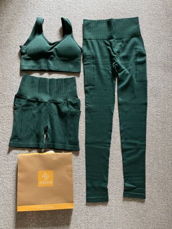 ZOCKN Sport Set Grün, Grösse XS-S  Fabrikneu
