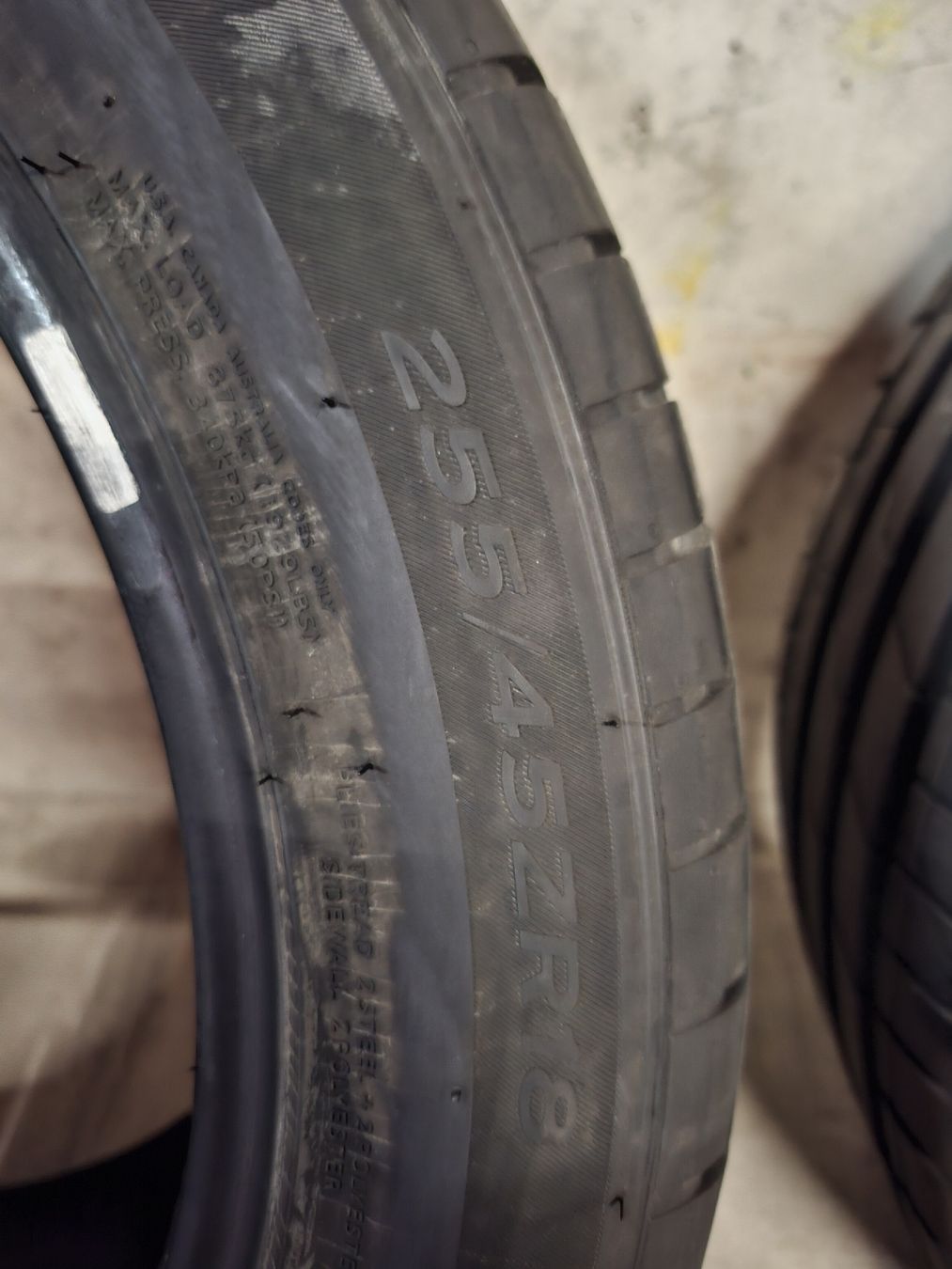 Pneus & Roues: 2x Hankook Reifen - 255/45/R18 – Neuf (Voir description) à Effretikon par PokeDeki 2