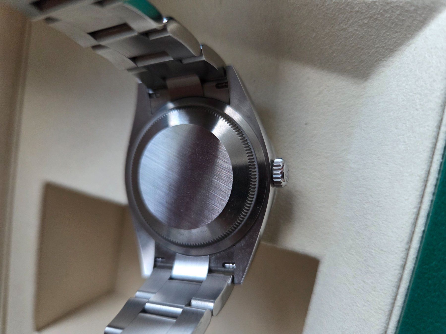 Rolex Uhren: Rolex Explorer 36 - 124270 - Fullset - 2025 – Gebraucht aus Olten von hjcs 5