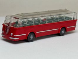 GB3- Wiking Büssing Trambus rot Chassis silbern