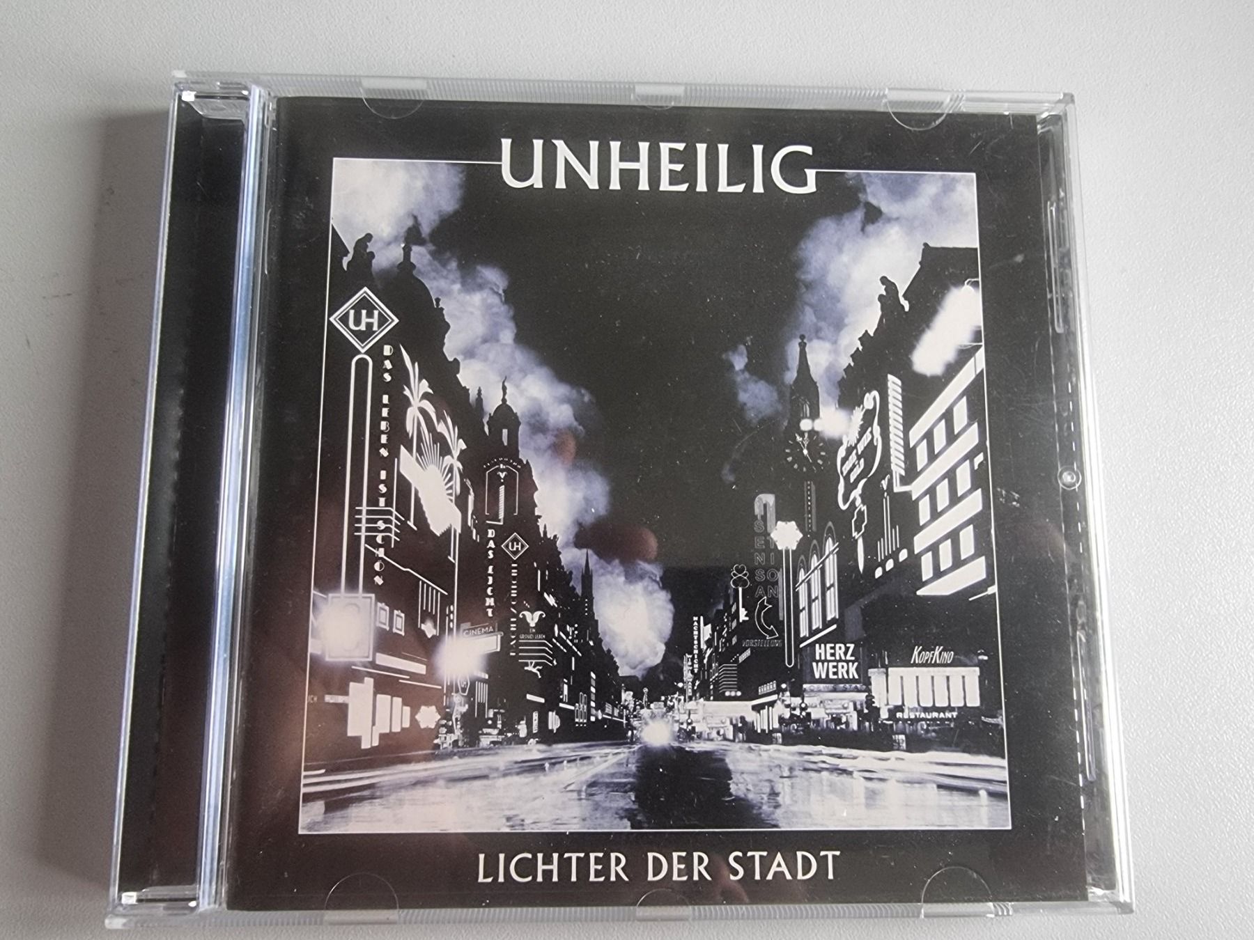 CDs: CD Unheilig - Lichter der Stadt – Gebraucht aus Schaffhausen von Kellerrassel