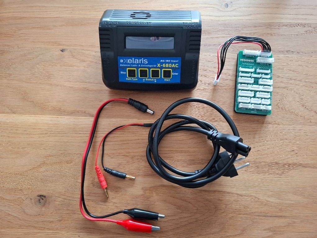 Caricatori & Batterie: Lade-und Entladegerät XELARIS X-680AC – Usato da Henau venduto da fag_lzx9 3