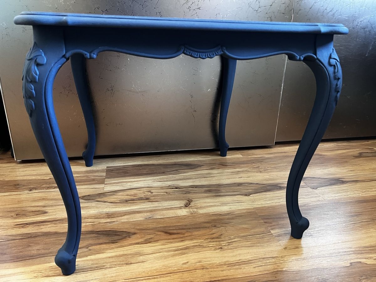 Tavoli: Couchtisch mit Blumenmuster  dunkelblau – Usato da Flurlingen venduto da MIPILG 3