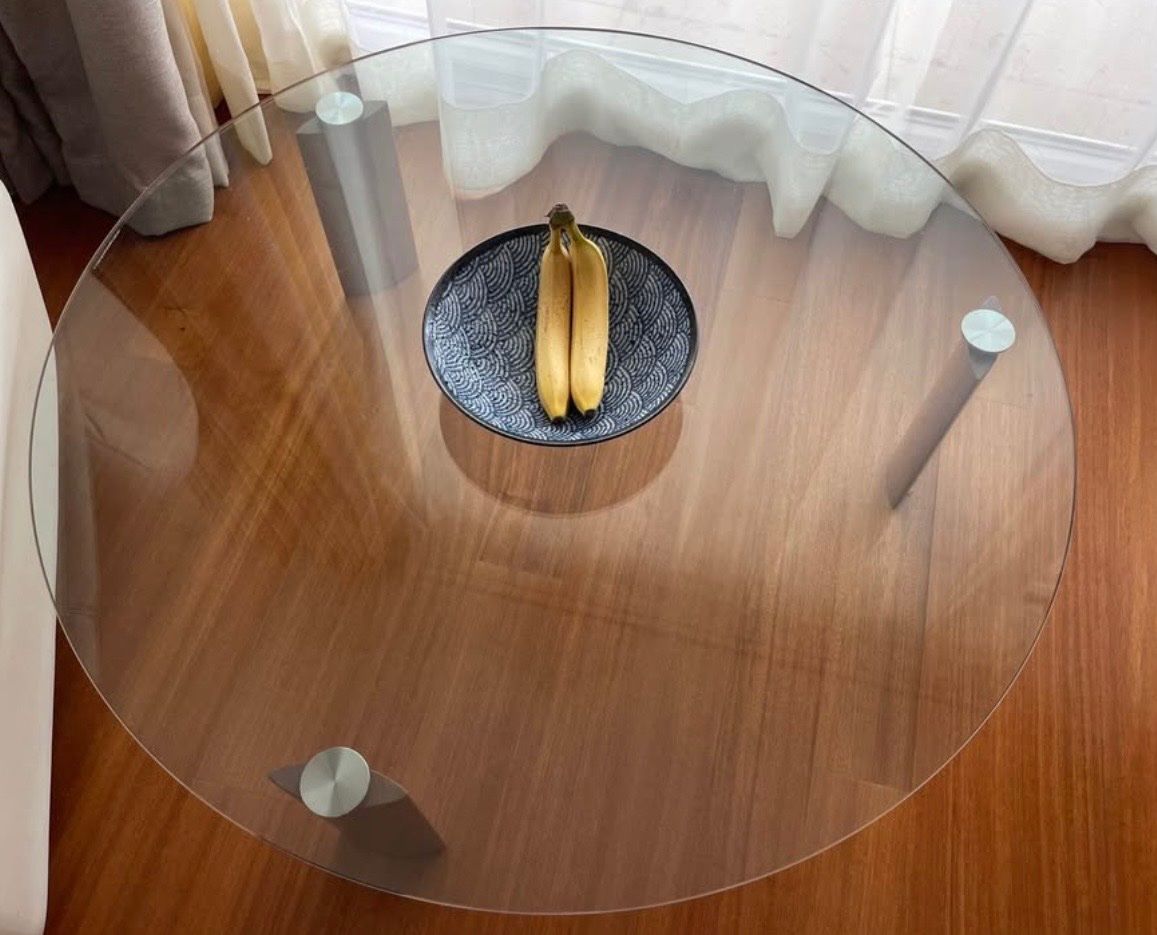 Natuzzi Tische: Table basse en verre marque Natuzzi – Gebraucht aus Mont-sur-Rolle von yin_87nr
