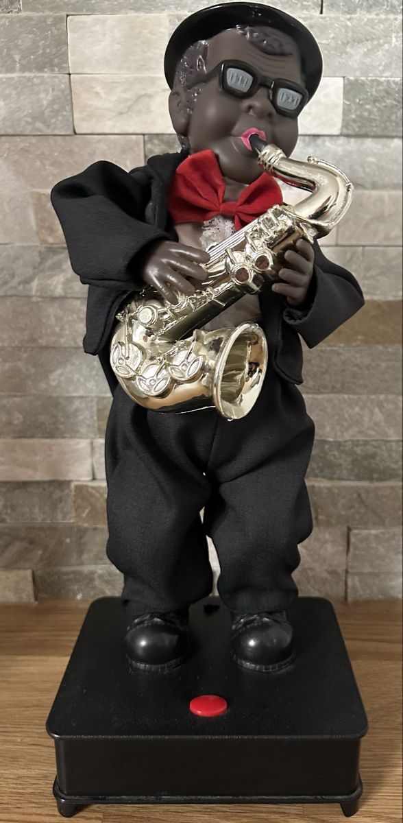 Statuette: Jazz Mann Saxophon 1980 – Usato da Oberentfelden venduto da vilibrand 1
