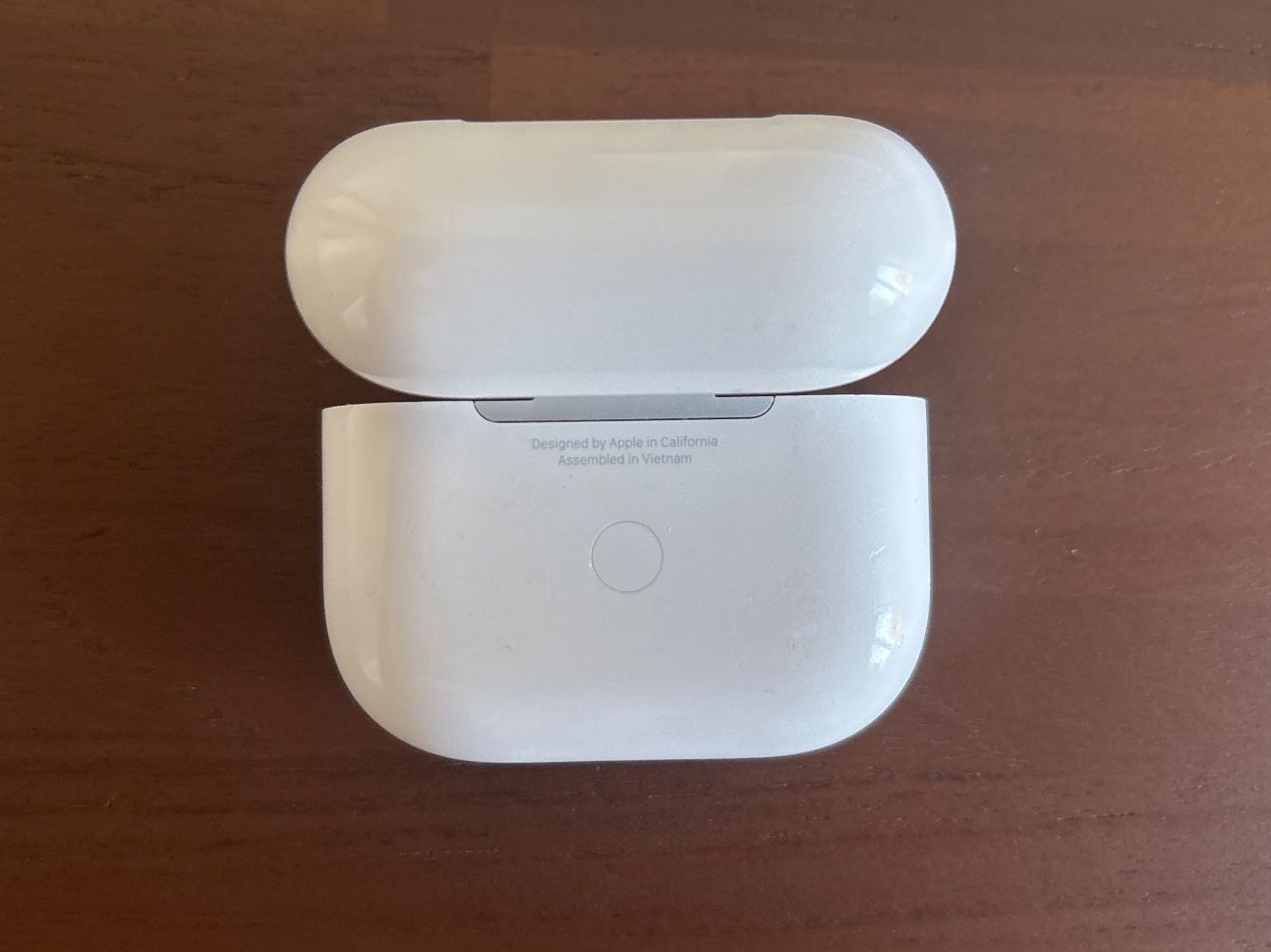 Apple Caricabatterie: AirPods  3. Generation Charging Case Apple – Usato da Zürich venduto da cha_jz8q 2