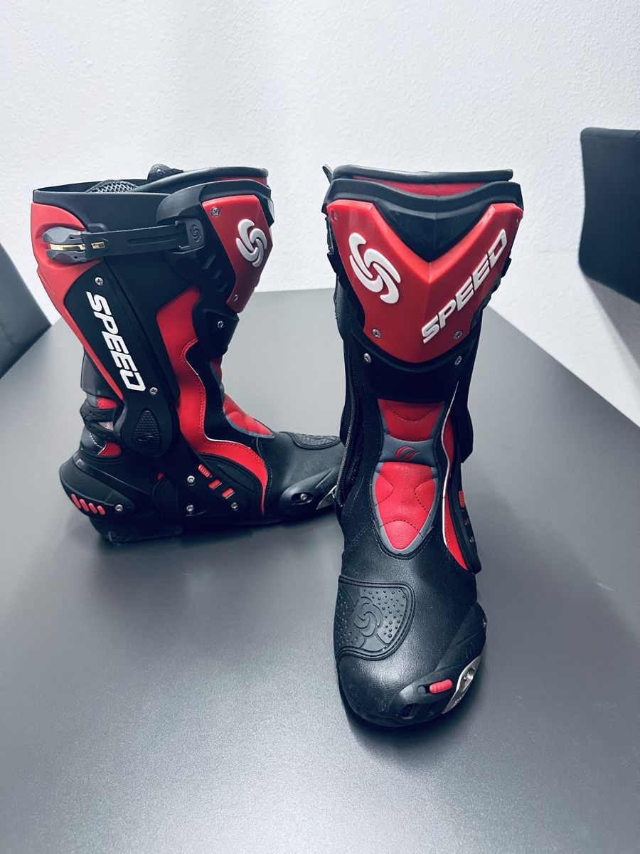 Scarpe da uomo: Motorradstiefel Gr. 44 – Nuovo (secondo la descrizione) da Safenwil venduto da sth_2xc2