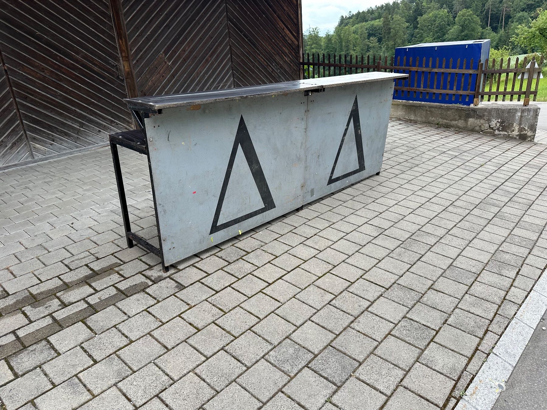 Allestimento di negozi e stand fieristici: Party Bar Theke Eventbar – Usato da Embrach venduto da habiembri 7