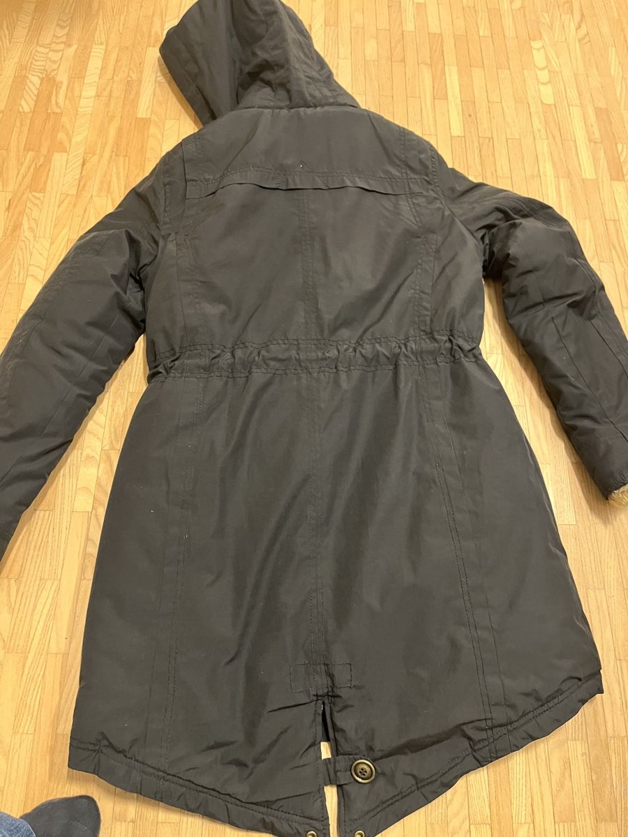 Esprit Giacche: Winterjacke Esprit Gr. 36/38 – Usato da St. Gallen venduto da elli18 7